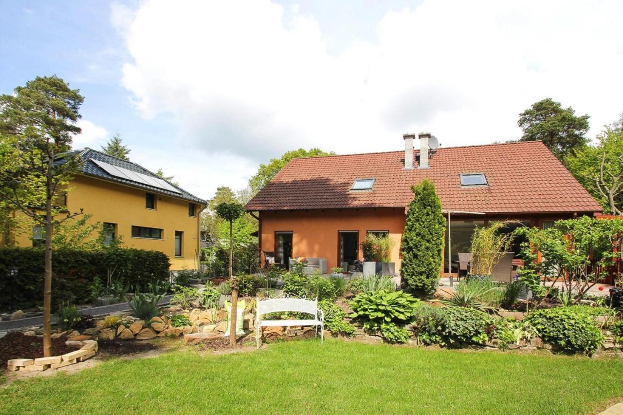 Willa Semi-Detached House, Schonwalde Siedlung Schonwalde Zewnętrze zdjęcie